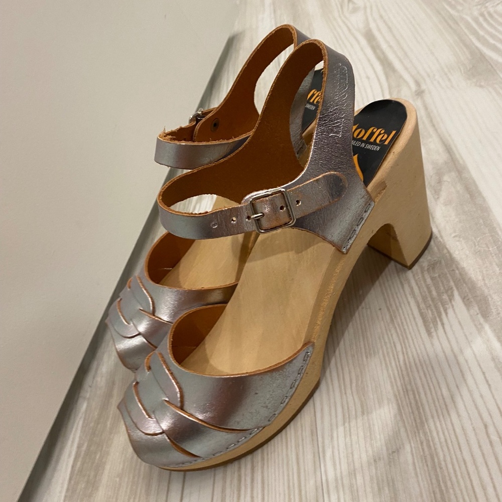 Silver Swedish Hasbeen Peep Toe Clogs
